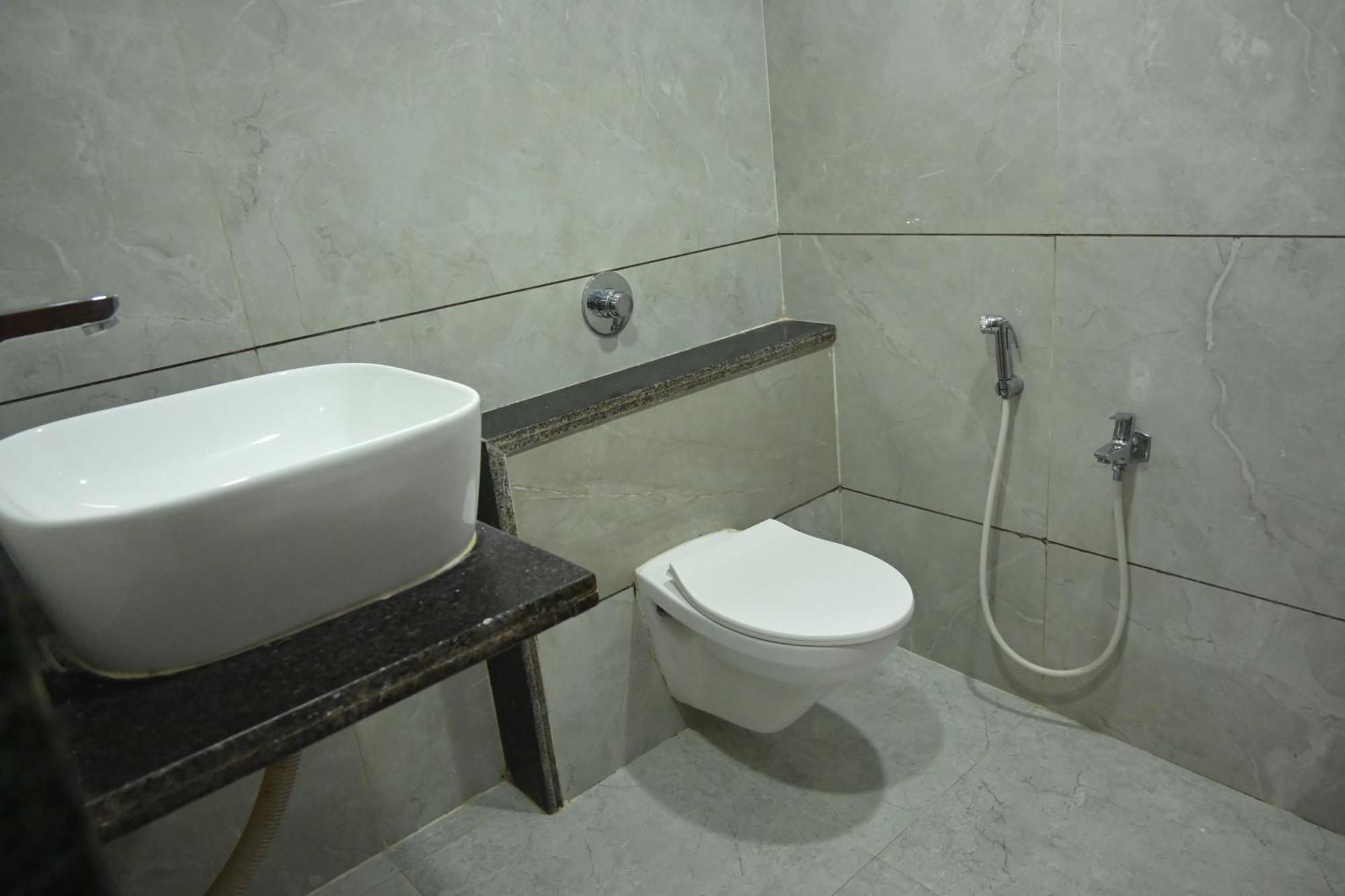 Hotel Roshan Palace Ambaji Kültér fotó