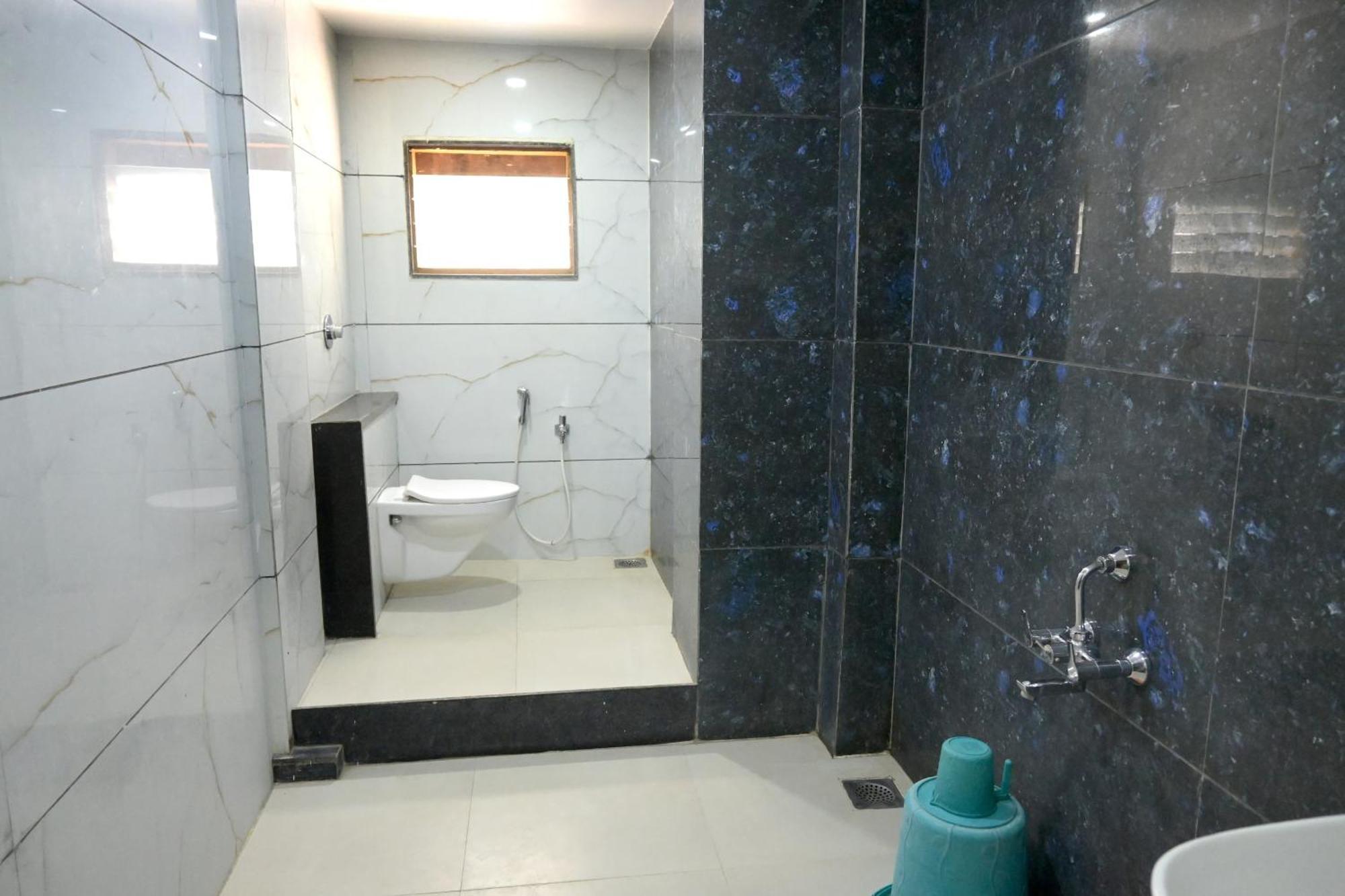 Hotel Roshan Palace Ambaji Kültér fotó